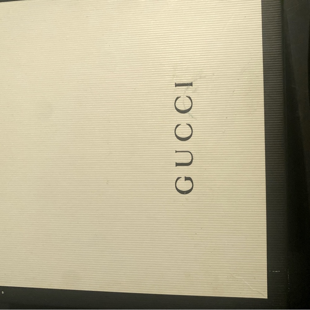 Gucci - Picture 3 of 6